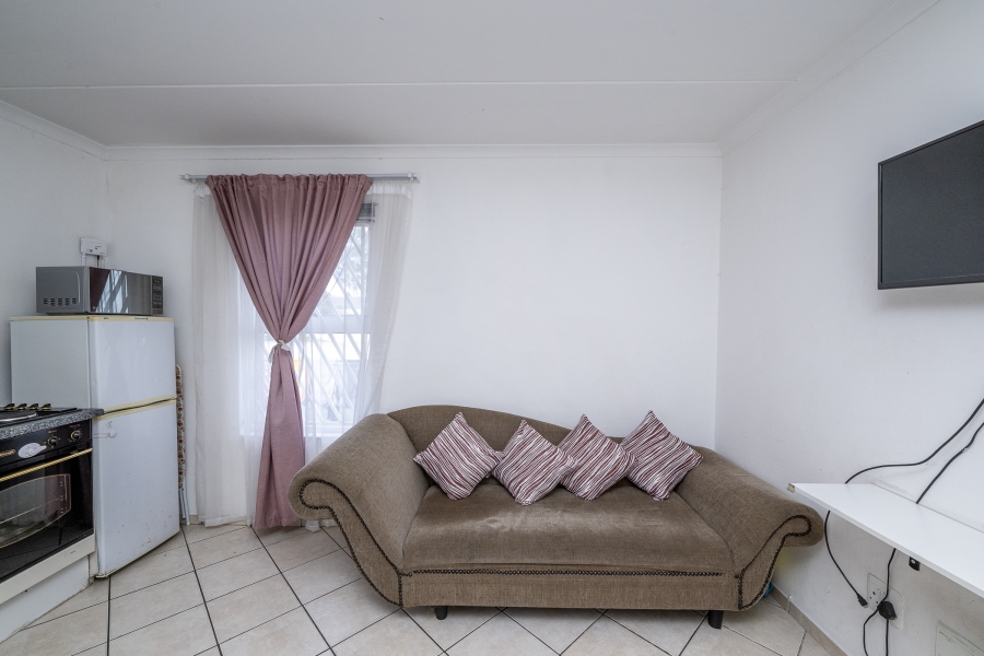 1 Bedroom Property for Sale in Sunset Glen Western Cape